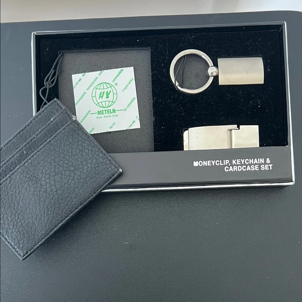 Neiman Marcus Black and Silver Money Clip Set